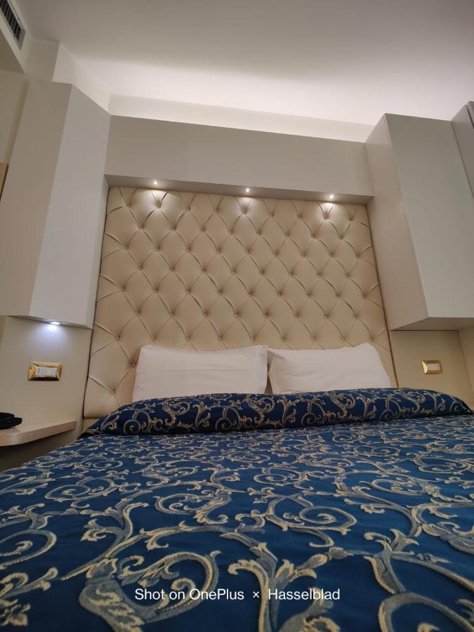 Hotel Ambassador ริมินี ภายนอก รูปภาพ