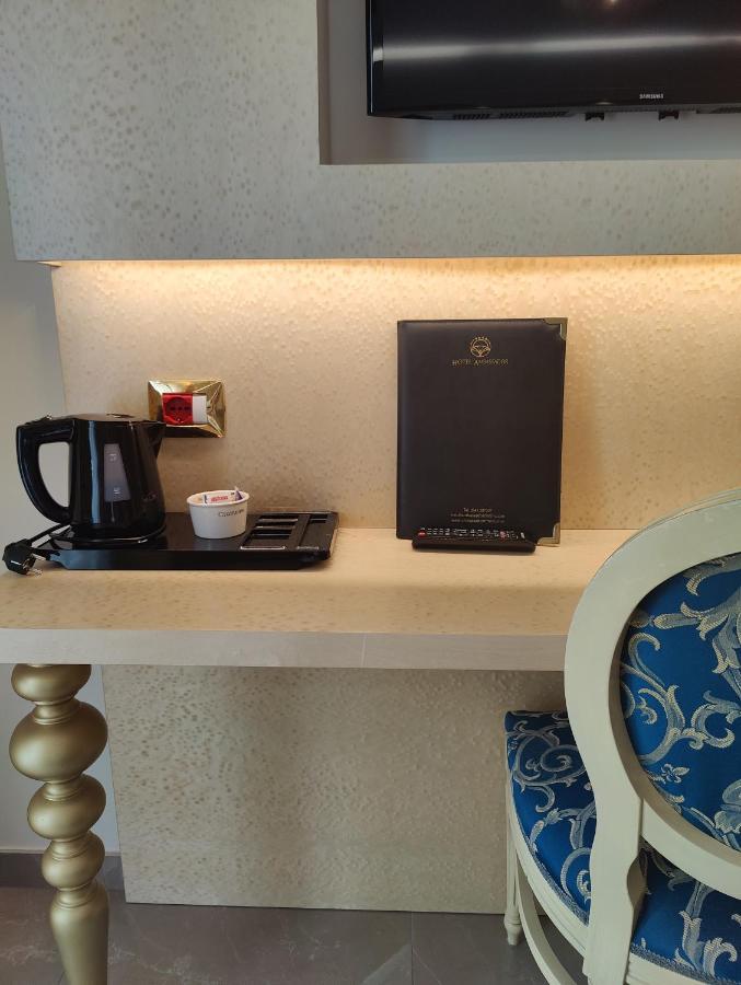 Hotel Ambassador ริมินี ภายนอก รูปภาพ