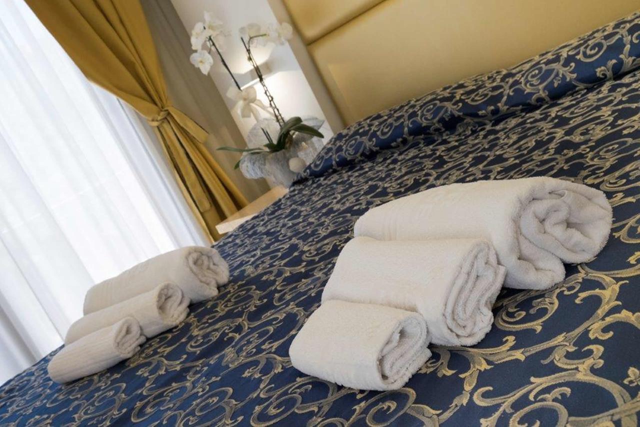 Hotel Ambassador ริมินี ภายนอก รูปภาพ